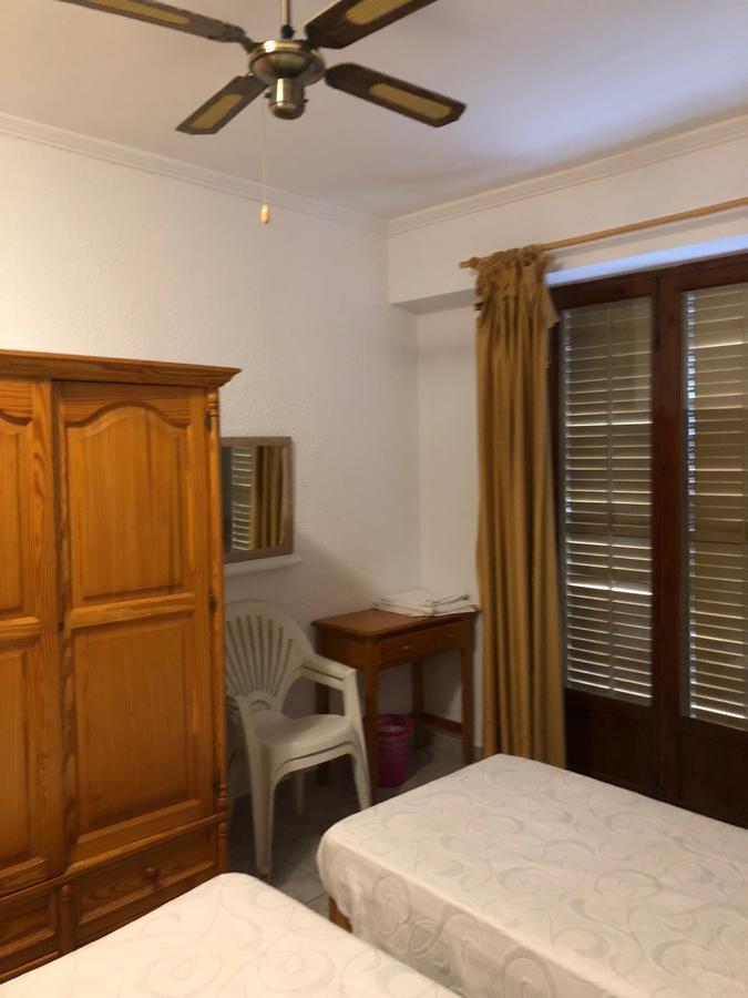 Casa De Huespedes El Almendro Hotel อิบิซาทาวน์ ภายนอก รูปภาพ
