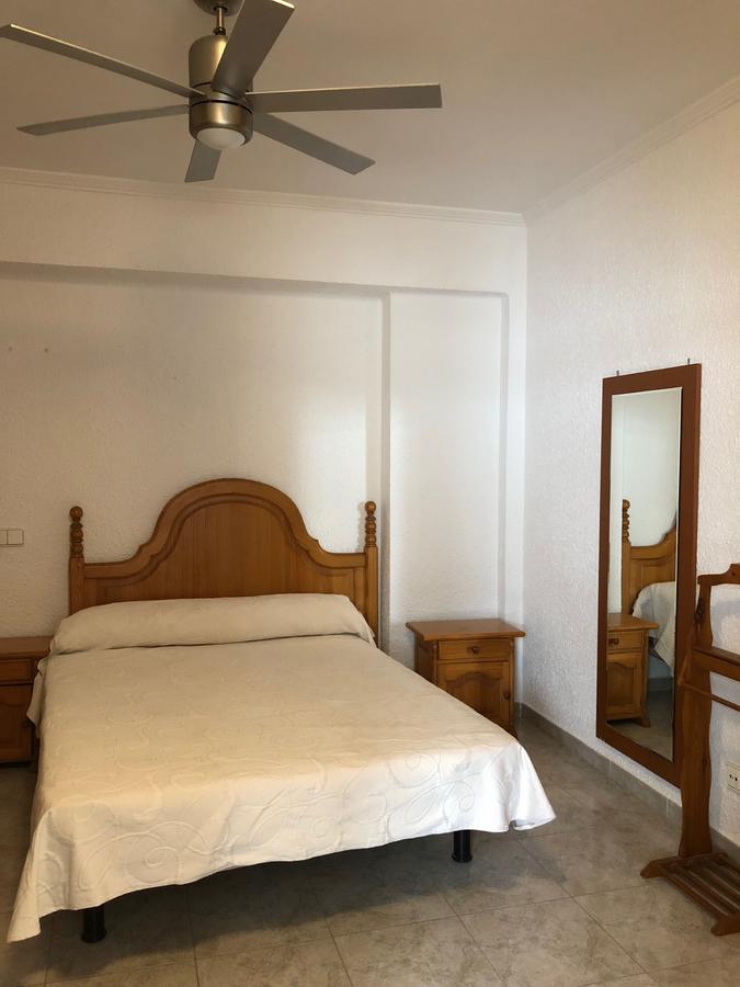 Casa De Huespedes El Almendro Hotel อิบิซาทาวน์ ภายนอก รูปภาพ